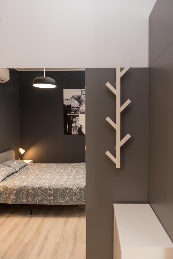 The Chic Minimalist - Apartment Iasi Exterior foto